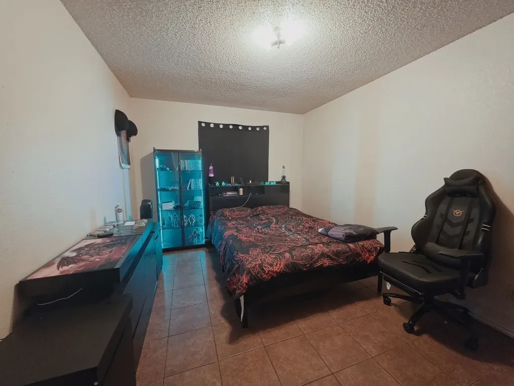 6800 S Creek Drive Fort Worth TX 76133