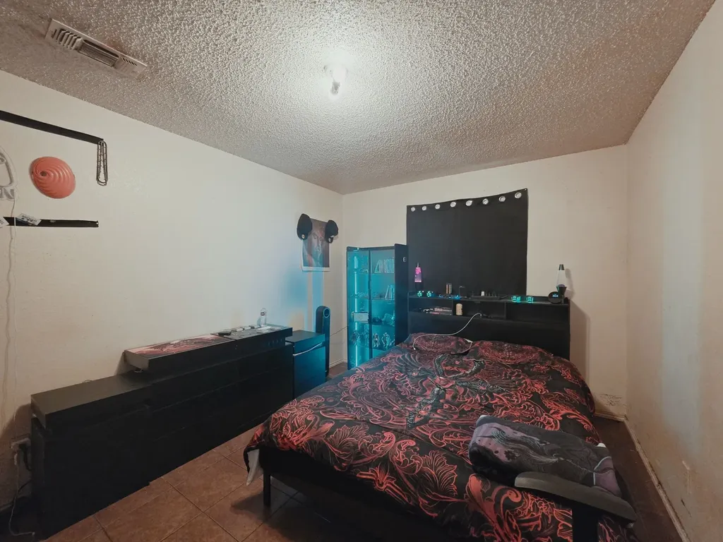 6816 S Creek Drive Fort Worth TX 76133