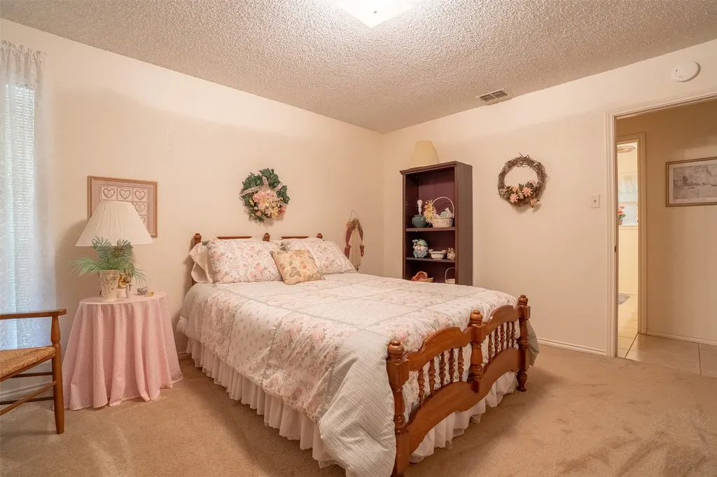 1501 Westhill Terrace Cleburne TX 76033