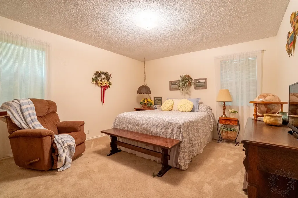 1501 Westhill Terrace Cleburne TX 76033