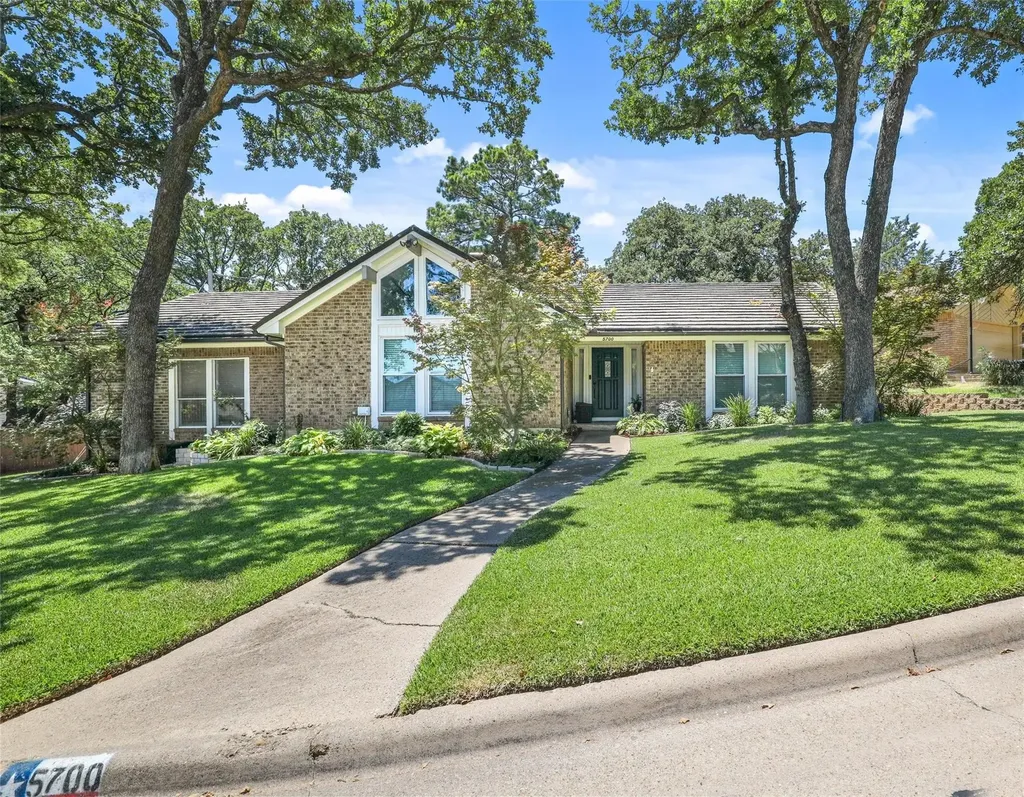 5700 Stage Line Drive Arlington TX 76017