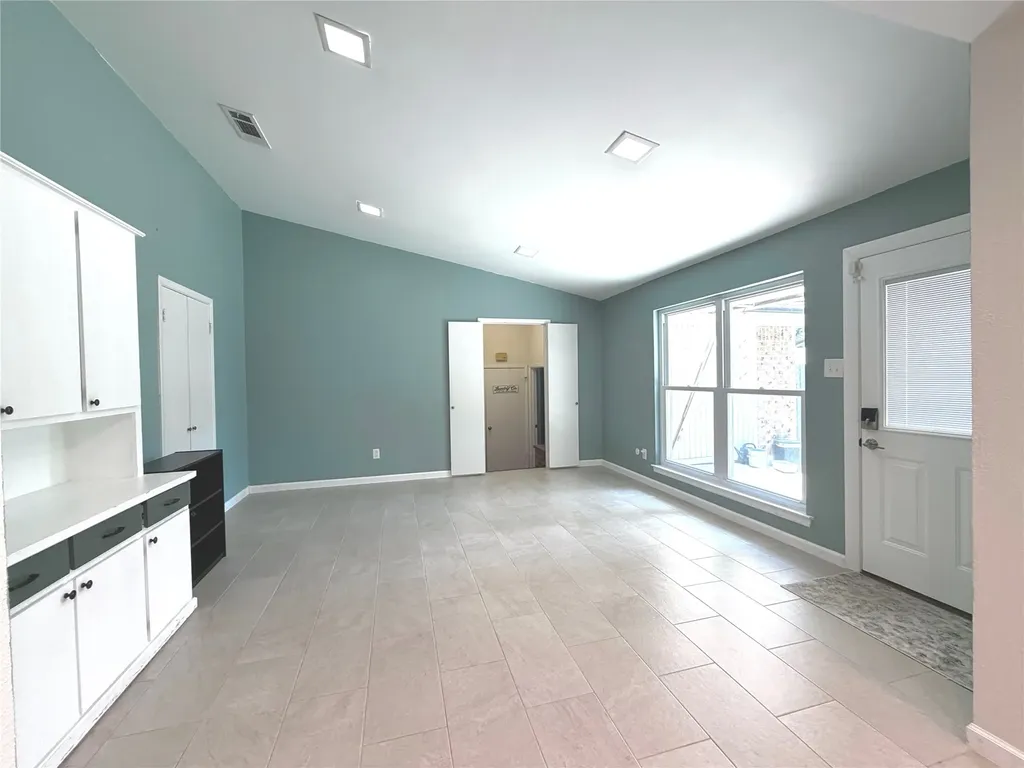 5700 Stage Line Drive Arlington TX 76017