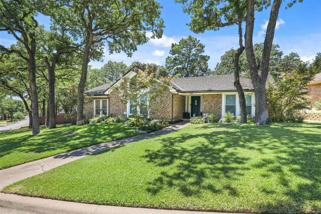 5700 Stage Line Drive Arlington TX 76017