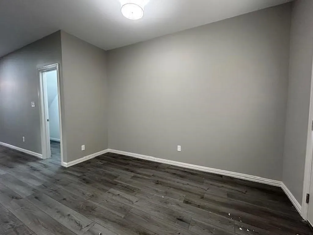406 E Bonham Street Tom Bean TX 75491