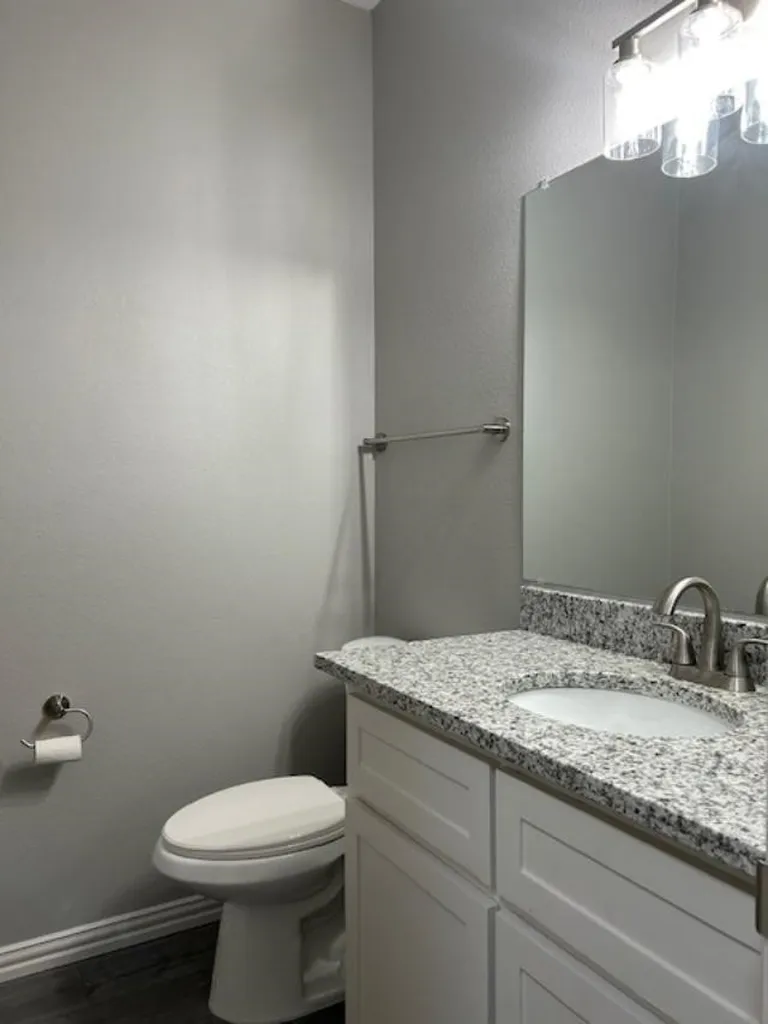406 E Bonham Street Tom Bean TX 75491