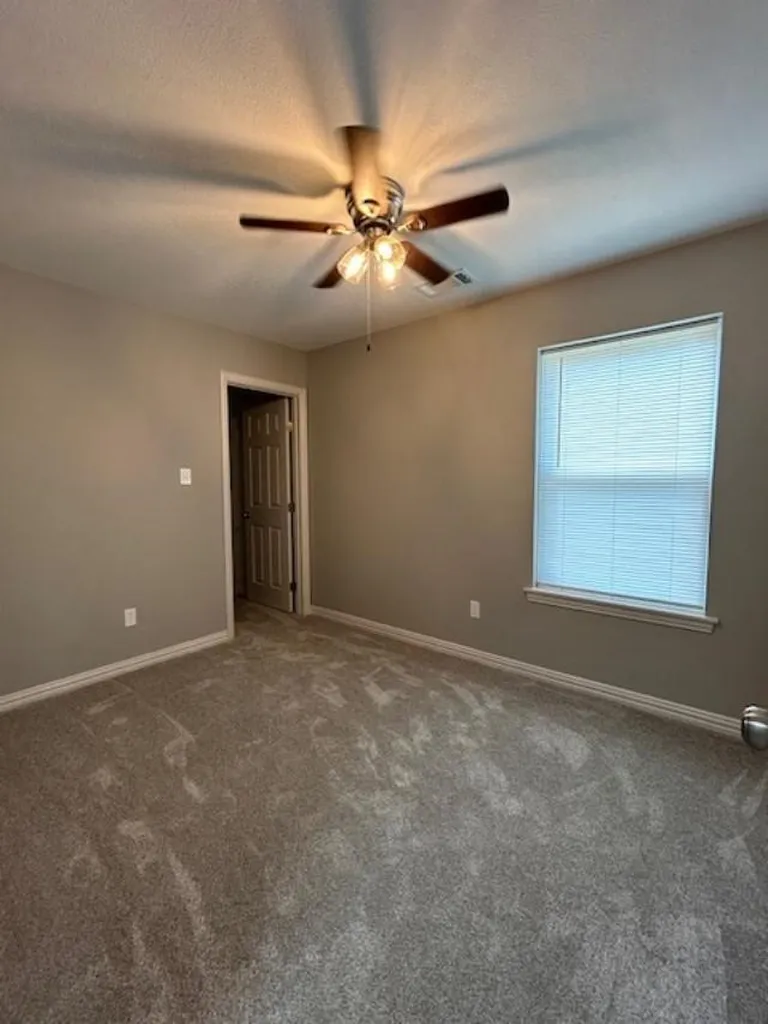 406 E Bonham Street Tom Bean TX 75491