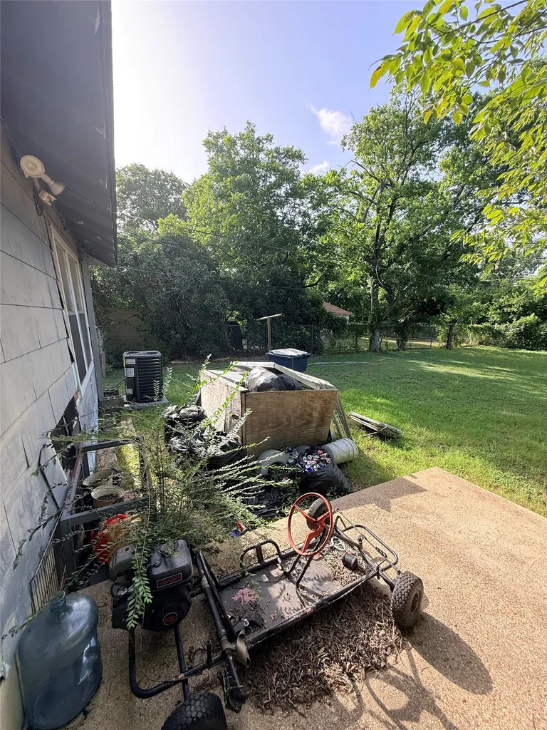 1310 Galloway Avenue Dallas TX 75216