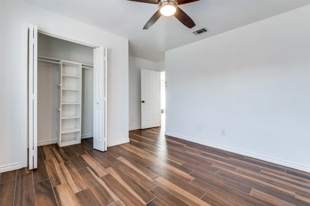 6509 E Lovers Lane Dallas TX 75214