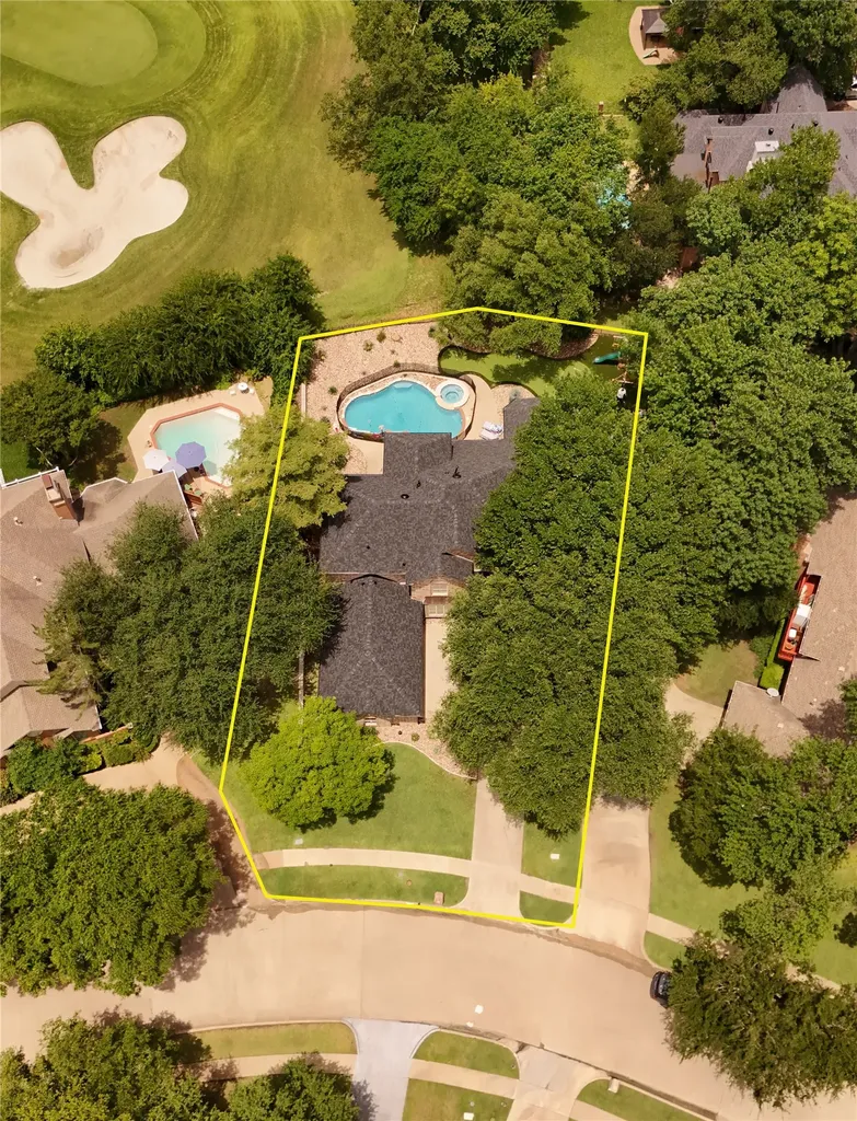 2304 Fairway Circle Heath TX 75032