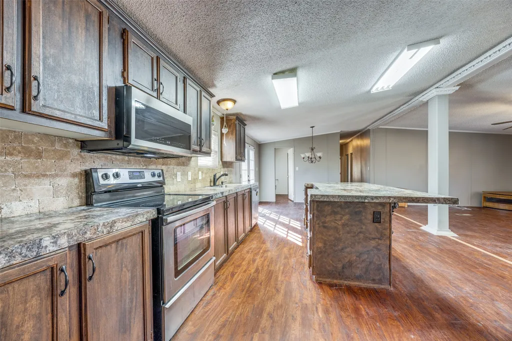 42 Epsom Drive Gordonville TX 76245