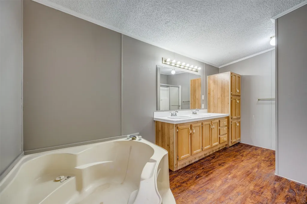 42 Epsom Drive Gordonville TX 76245