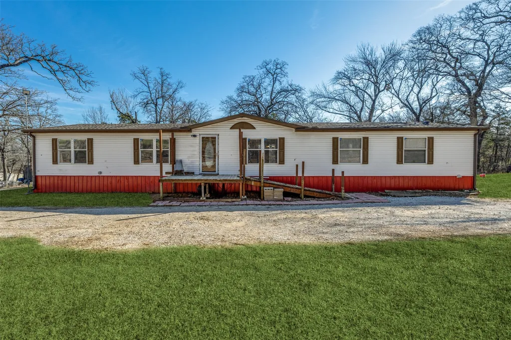 42 Epsom Drive Gordonville TX 76245