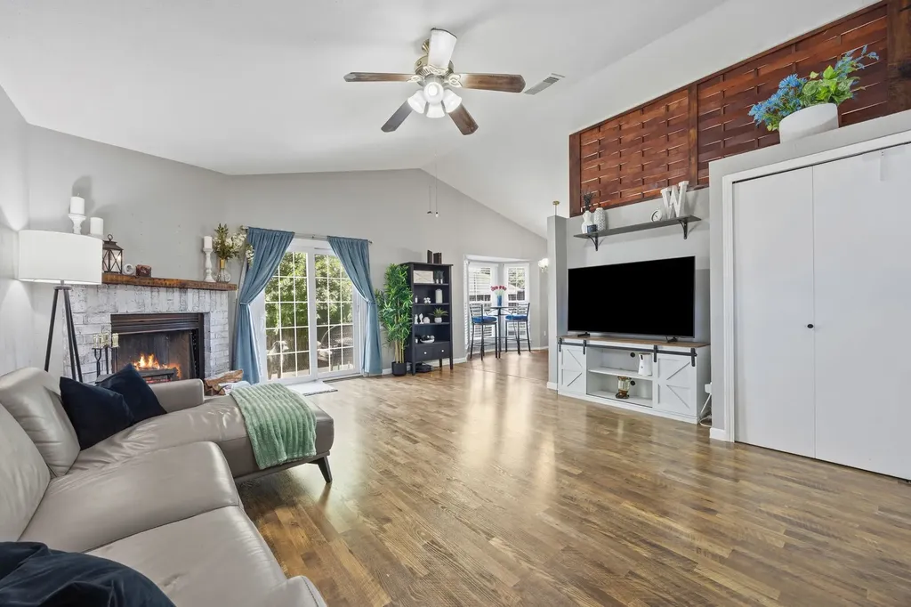 25 Brewster Court Allen TX 75002