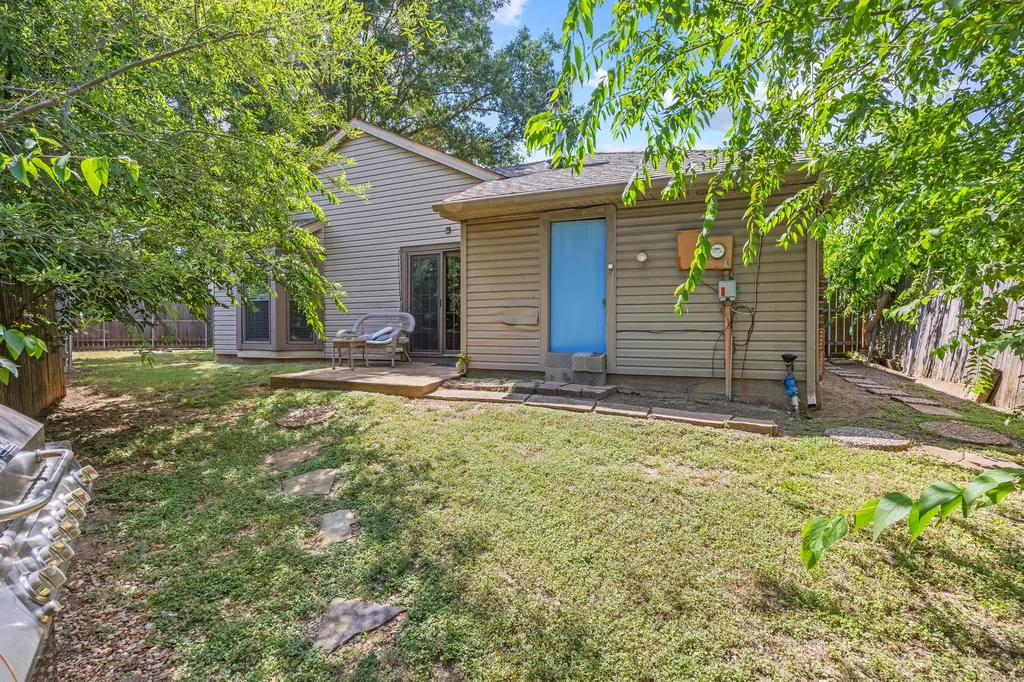 25 Brewster Court Allen TX 75002