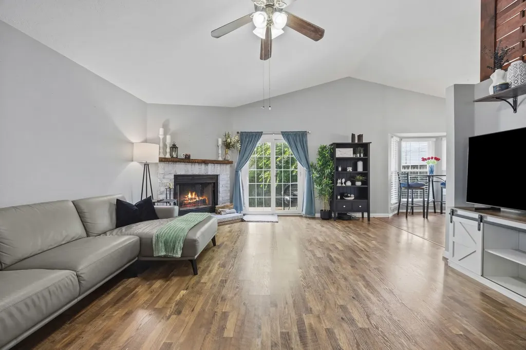 25 Brewster Court Allen TX 75002