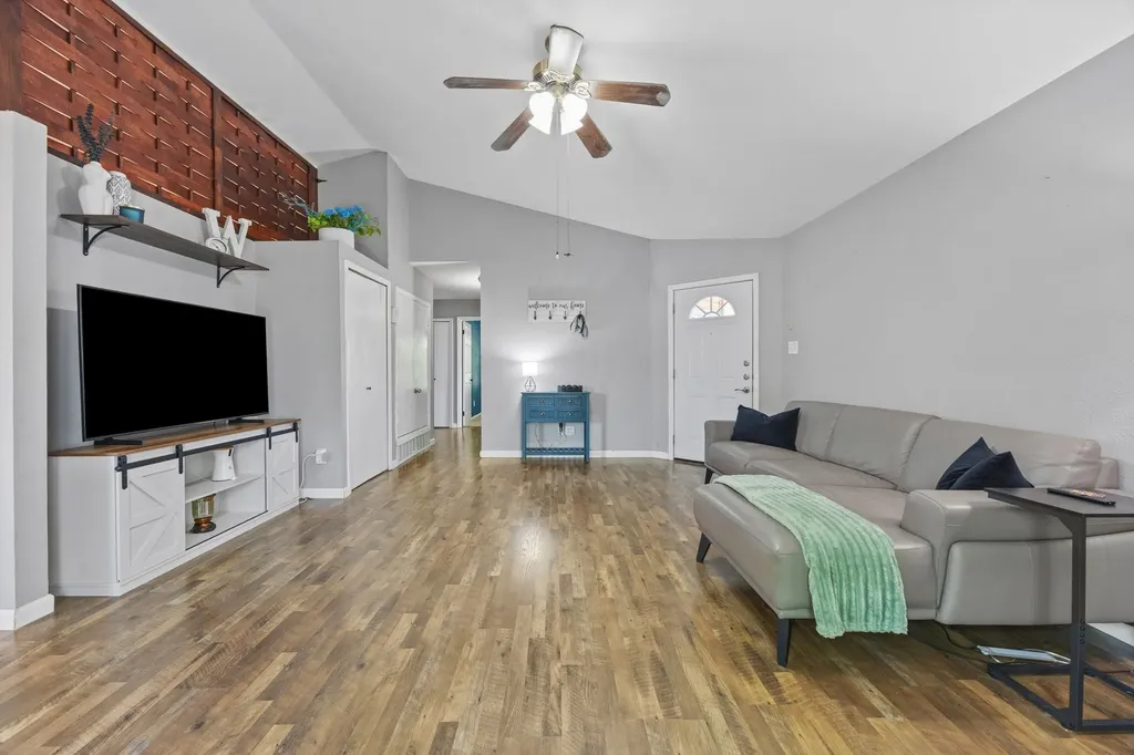 25 Brewster Court Allen TX 75002