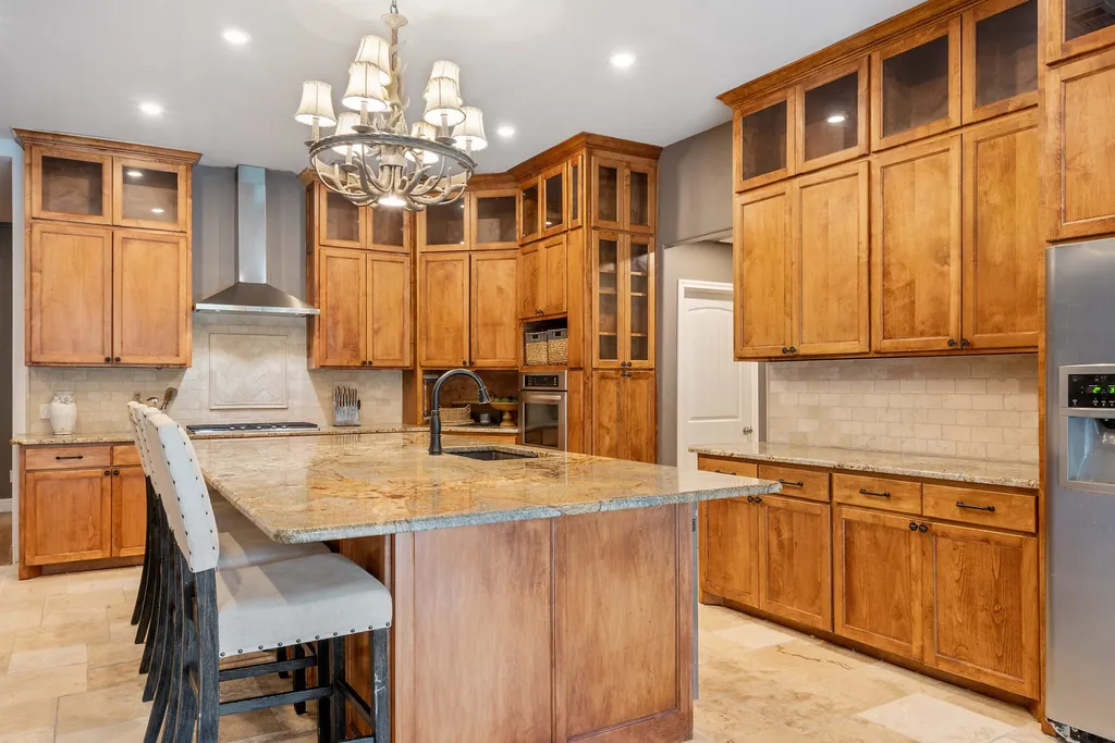 2413 Taylor Street Southlake TX 76092