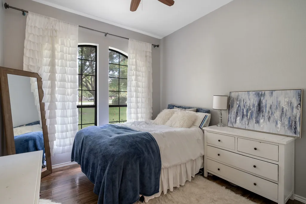 2413 Taylor Street Southlake TX 76092