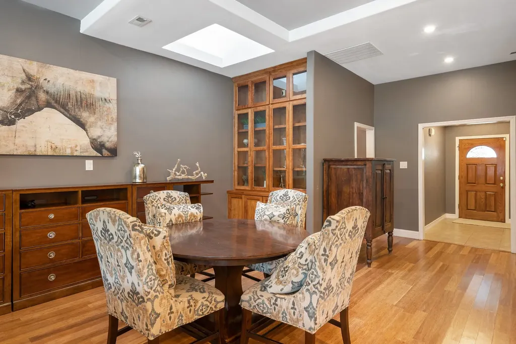 2413 Taylor Street Southlake TX 76092