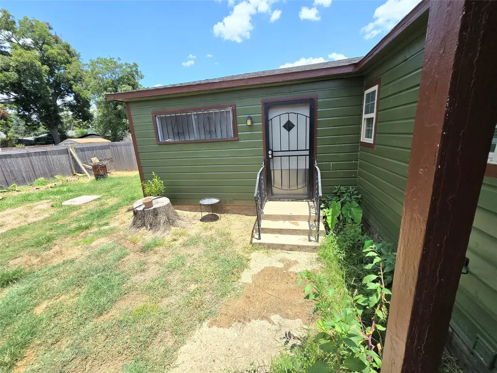 3103 Elsie Faye Heggins Street Dallas TX 75215