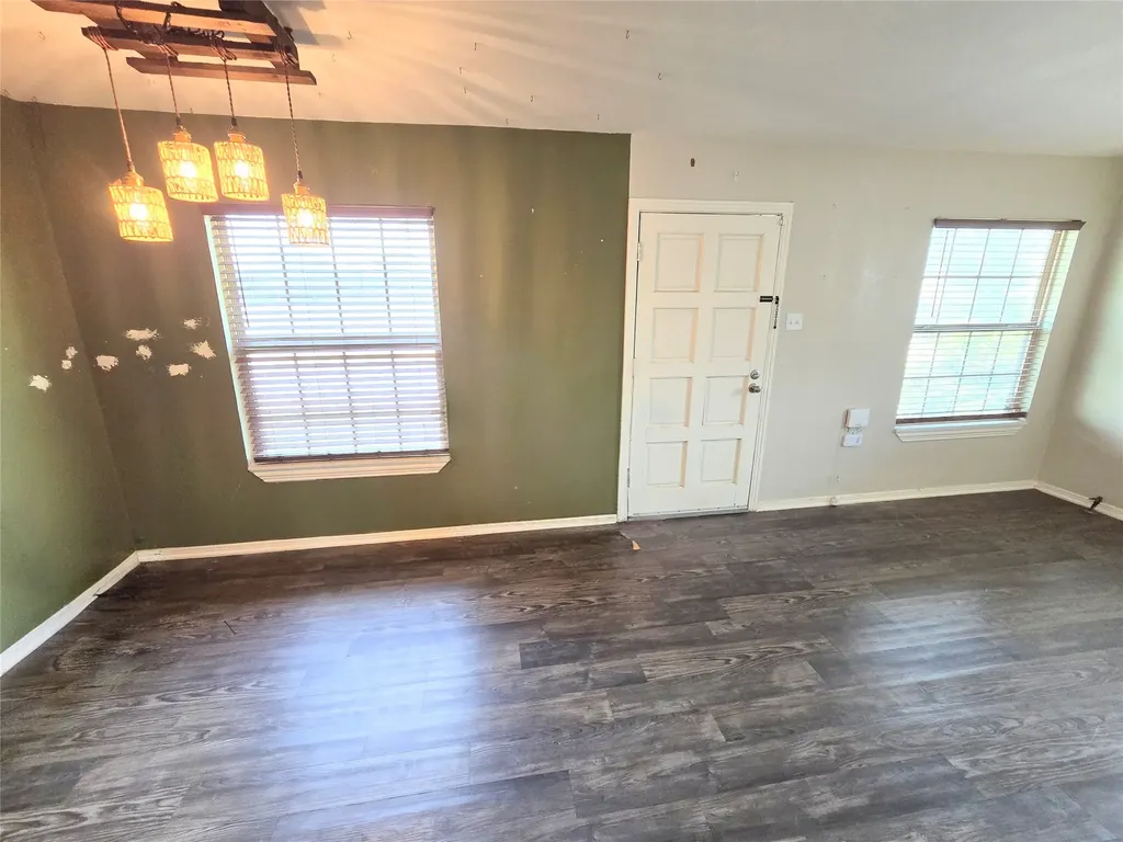 3103 Elsie Faye Heggins Street Dallas TX 75215
