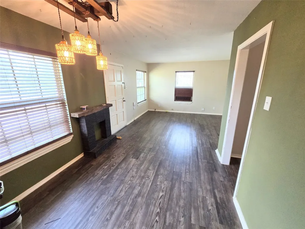 3103 Elsie Faye Heggins Street Dallas TX 75215