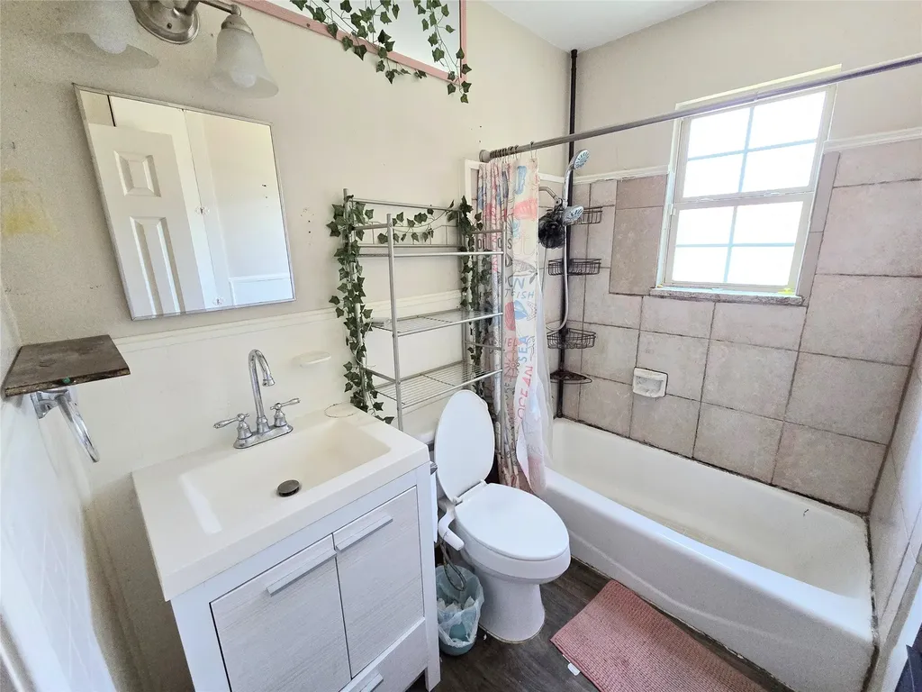3103 Elsie Faye Heggins Street Dallas TX 75215