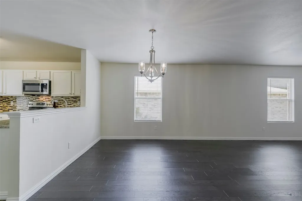 909 Anvil Creek Drive Arlington TX 76001