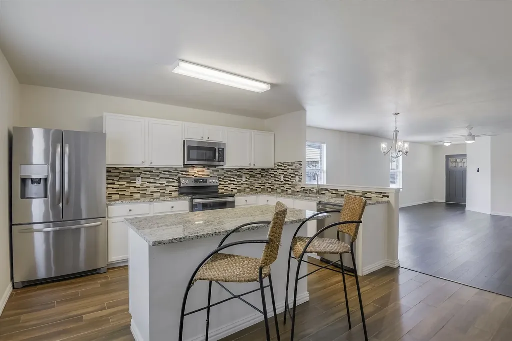 909 Anvil Creek Drive Arlington TX 76001