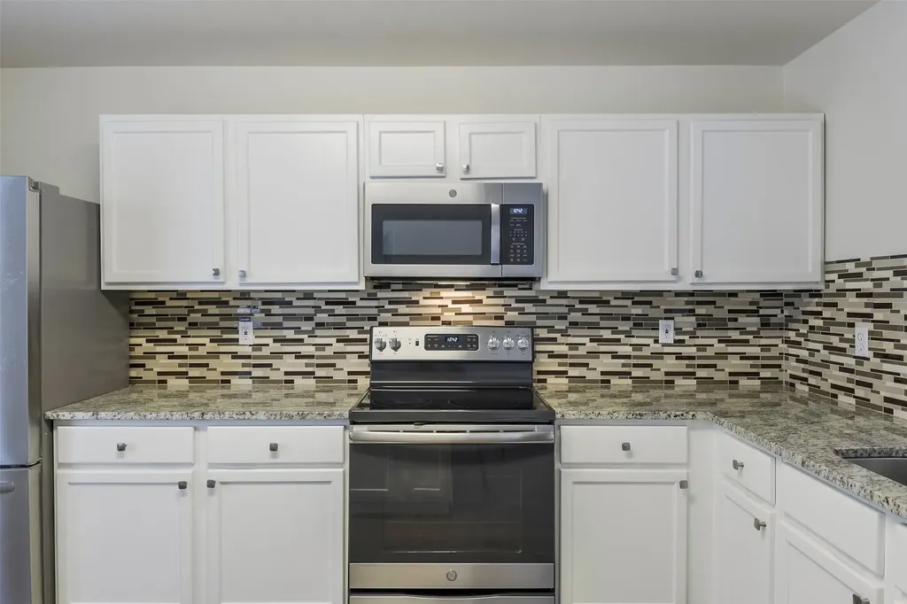 909 Anvil Creek Drive Arlington TX 76001