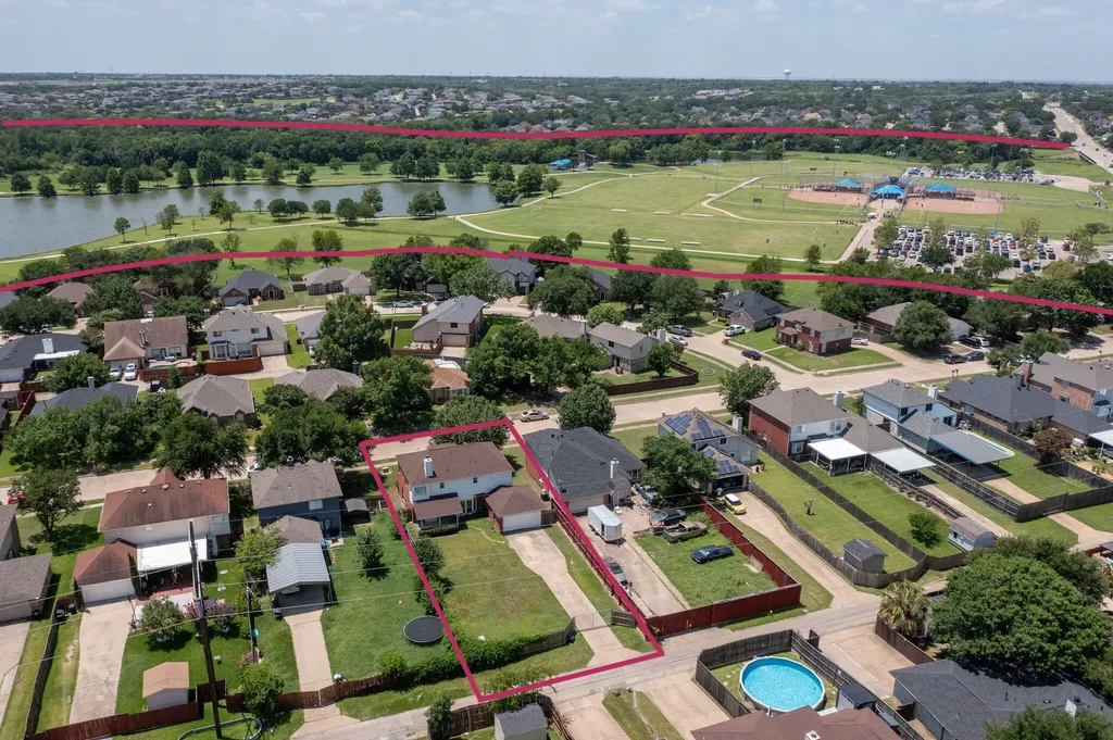 811 Valleycreek Road Mesquite TX 75181