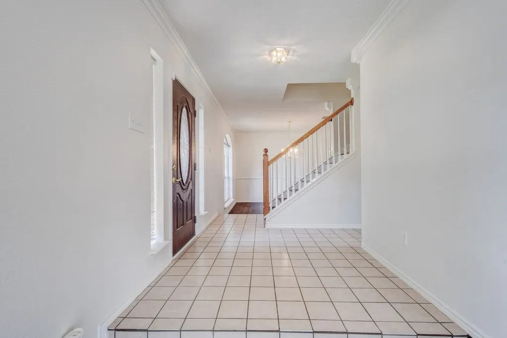 811 Valleycreek Road Mesquite TX 75181