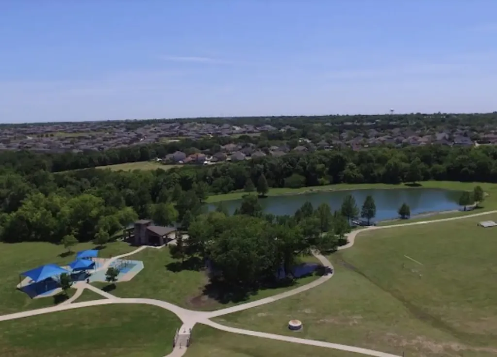 811 Valleycreek Road Mesquite TX 75181