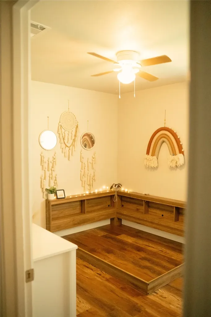 315 W Oak Street Whitewright TX 75491