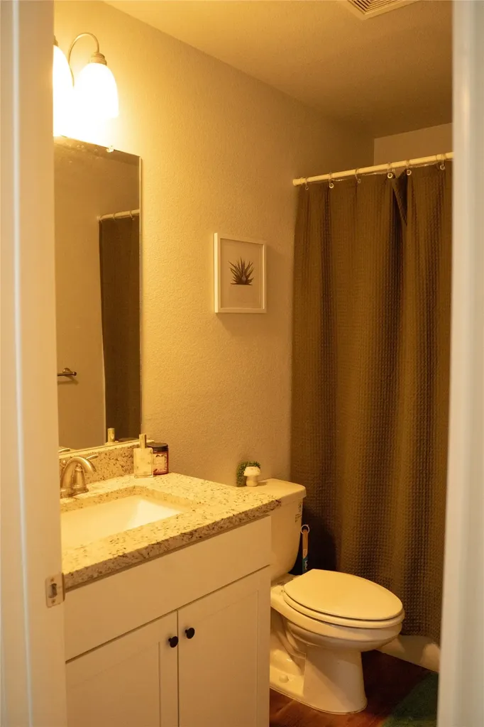 315 W Oak Street Whitewright TX 75491