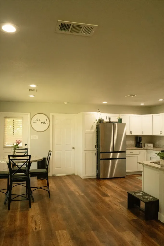 315 W Oak Street Whitewright TX 75491