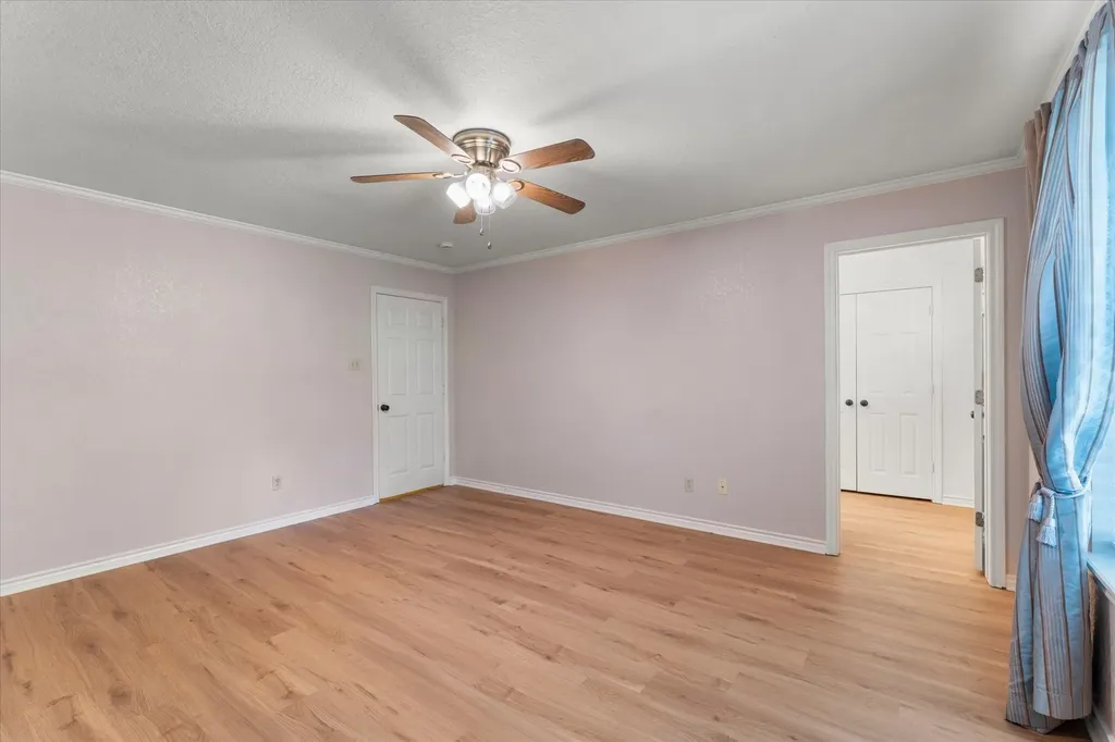 116 Meadowood Road Enchanted Oaks TX 75156