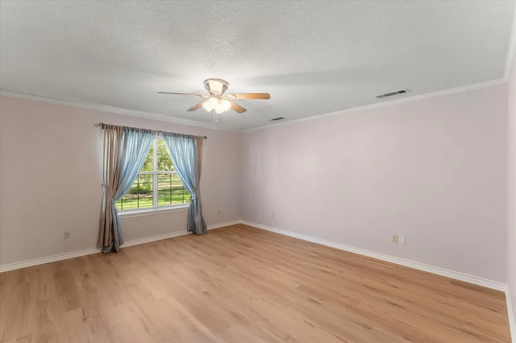 116 Meadowood Road Enchanted Oaks TX 75156
