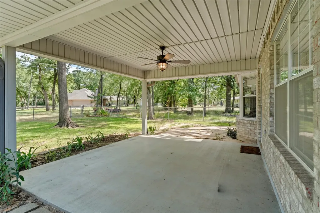 116 Meadowood Road Enchanted Oaks TX 75156