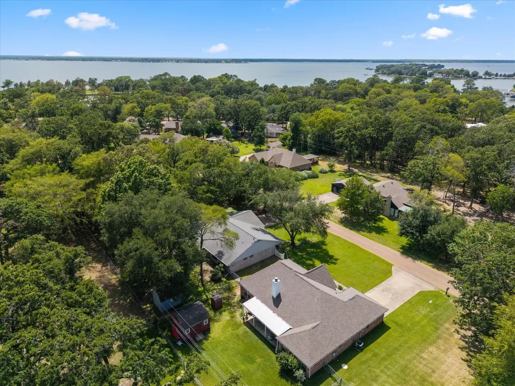 116 Meadowood Road Enchanted Oaks TX 75156