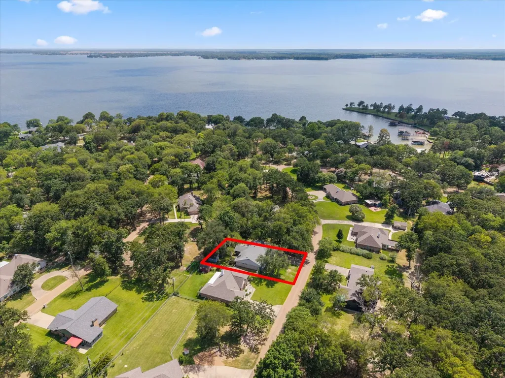116 Meadowood Road Enchanted Oaks TX 75156