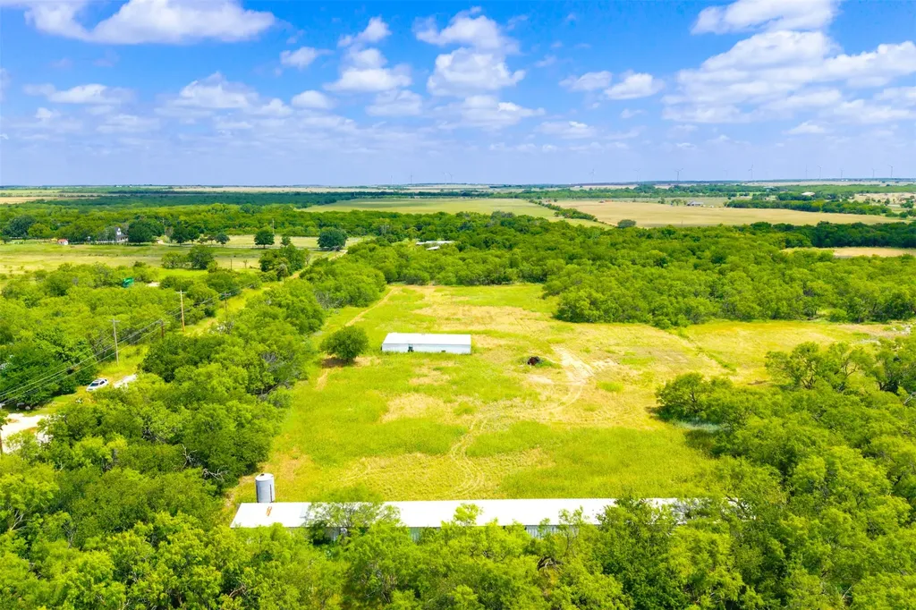 911 N Avenue C Olney TX 76374
