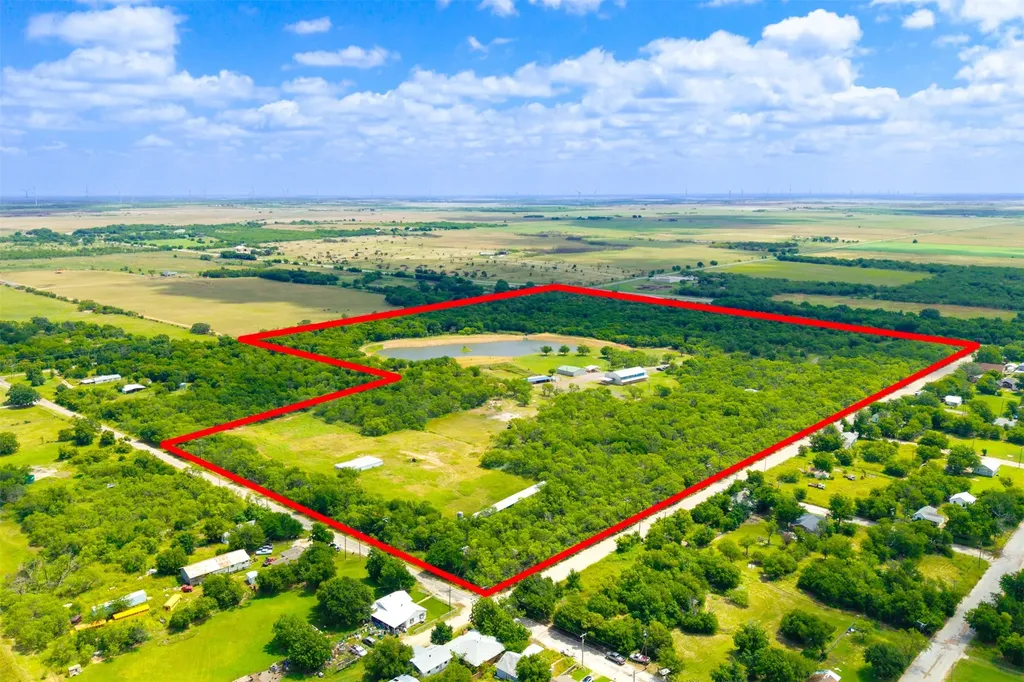 911 N Avenue C Olney TX 76374