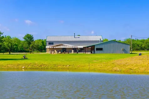 911 N Avenue C Olney TX 76374