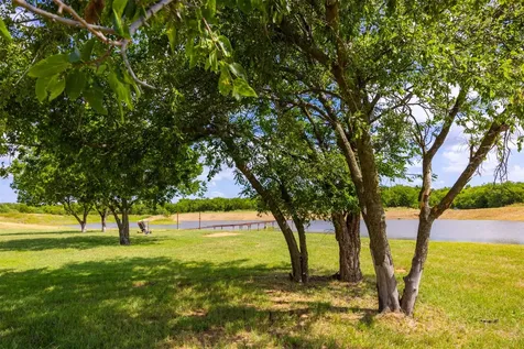 911 N Avenue C Olney TX 76374