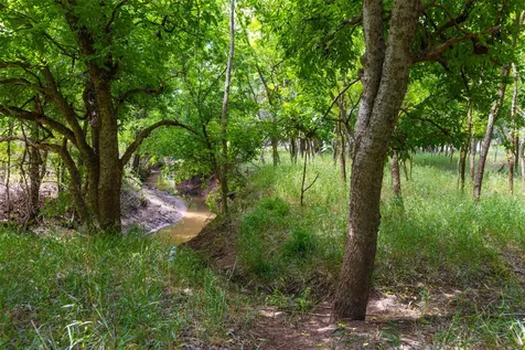 911 N Avenue C Olney TX 76374
