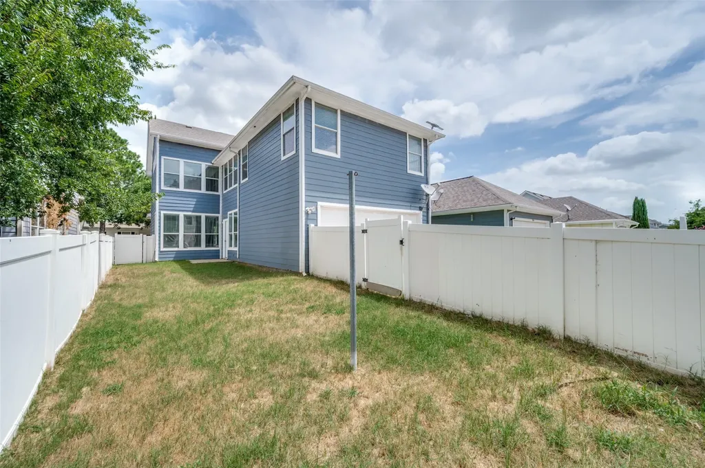 9822 Walnut Hill Drive Providence Village TX 76227