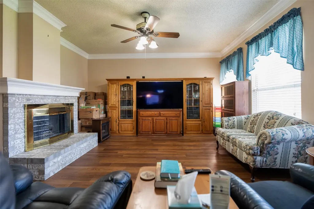 726 Spring Mills Road Mesquite TX 75181
