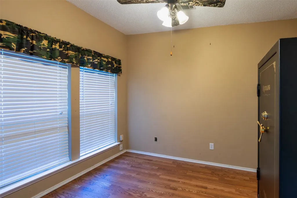 726 Spring Mills Road Mesquite TX 75181