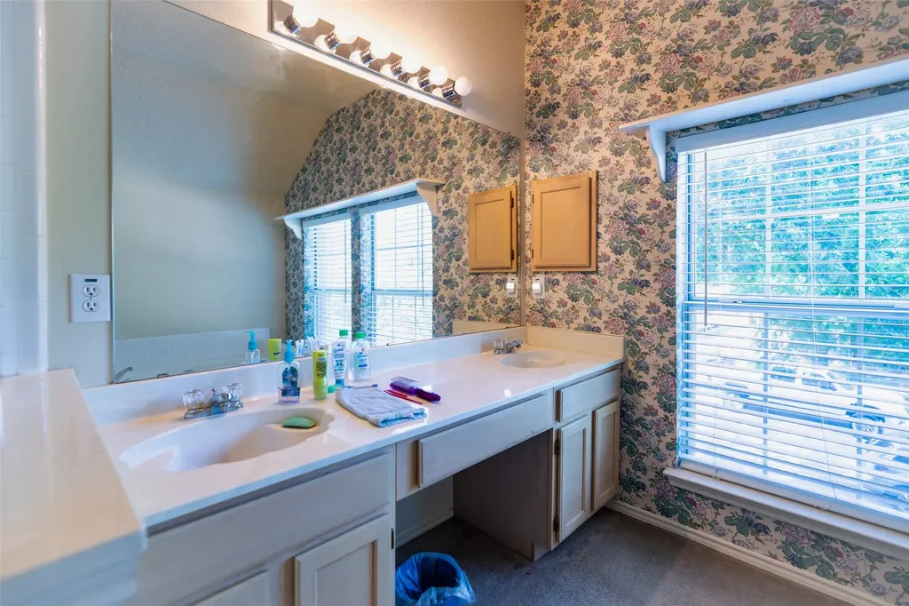 726 Spring Mills Road Mesquite TX 75181